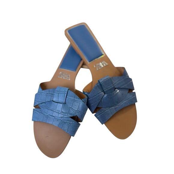 Zara FLAT CROSSED LEATHER SANDALS US 8.5 Slip On Blue Women’s Open Toe EU 39 - Picture 1 of 7
